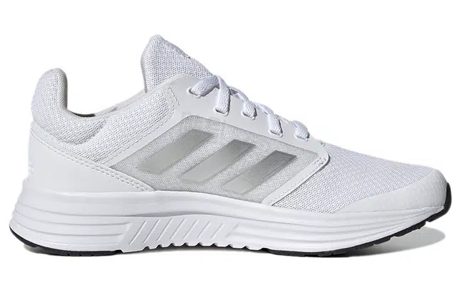 adidas Galaxy 5