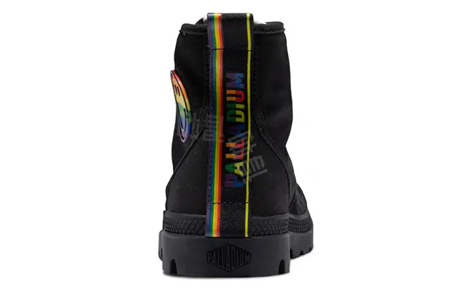 Palladium Pampa Smiley Pride