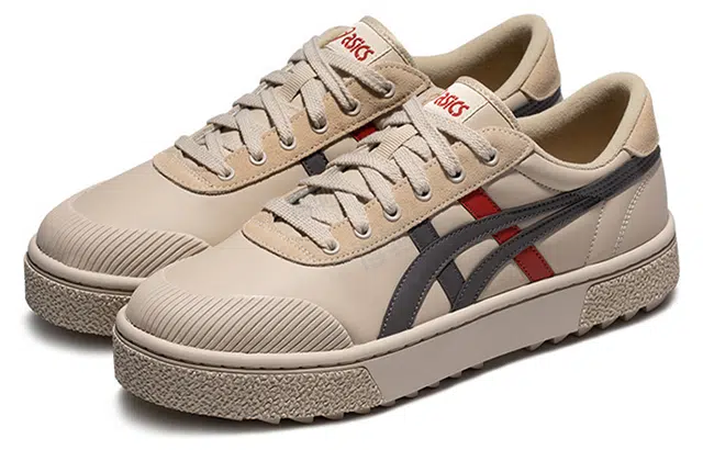 Asics Court Trail