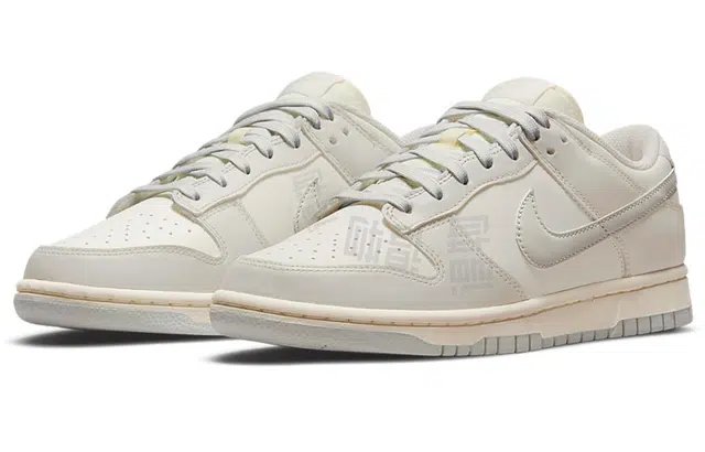 Nike Dunk Low light bone