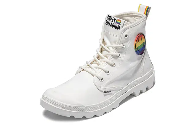 Palladium Pampa Smiley Pride