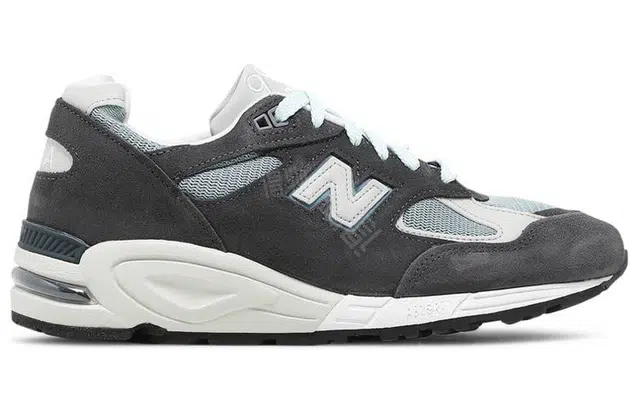 KITH x New Balance NB 990 V2 "Steel Blue"