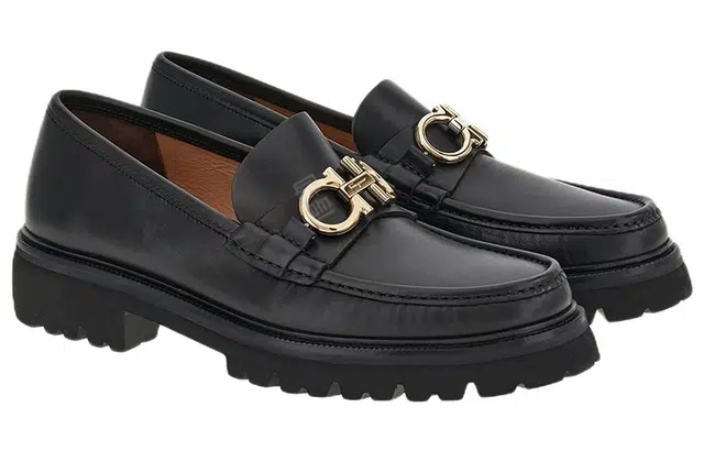 FERRAGAMO Gancini