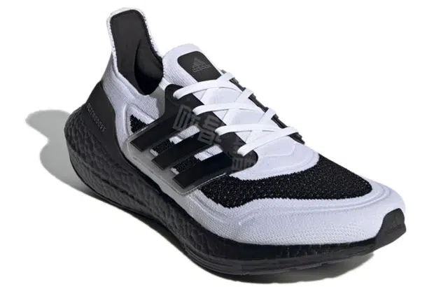 adidas Ultraboost 21 Oreo