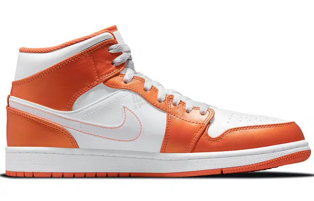 Jordan Air Jordan 1 Mid SE White/Orange
