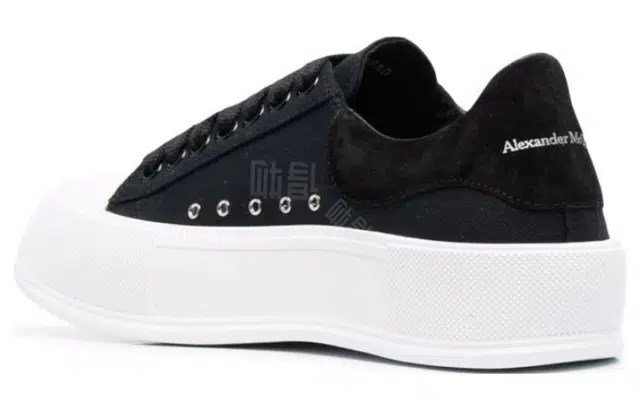 Alexander McQueen Deck