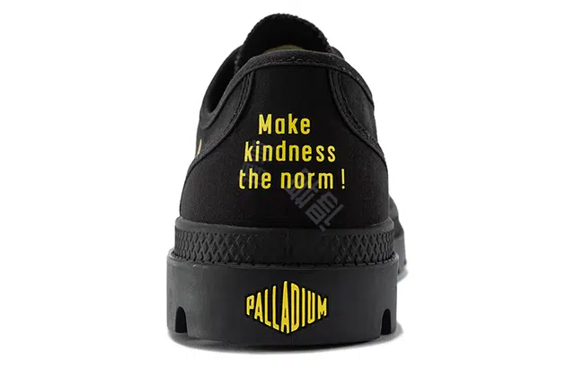 Palladium Pampa Hi Be Kind Smiley