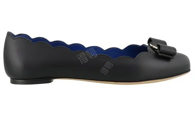 FERRAGAMO Varina