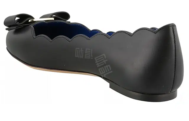 FERRAGAMO Varina