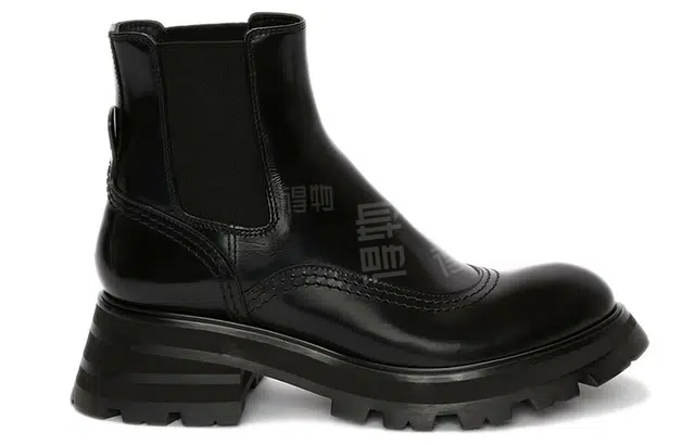 Alexander McQueen Wander