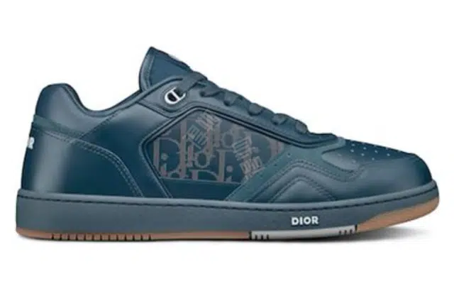 DIOR B27 World Tour