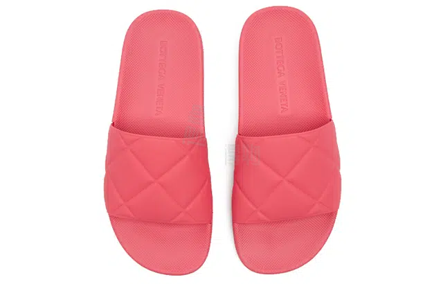 Bottega Veneta Slider