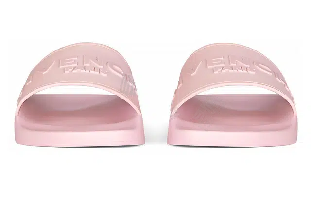 GIVENCHY Paris