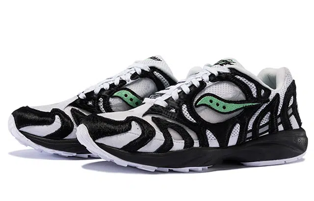 SIZE x Saucony Grid Azura 2000 M