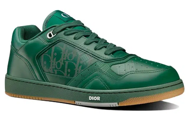 DIOR B27 World Tour
