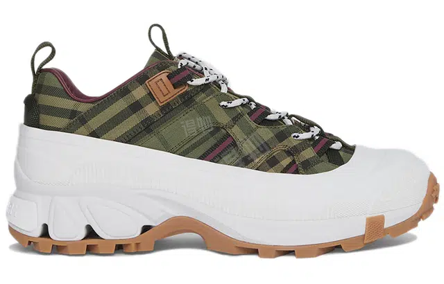 Burberry Arthur