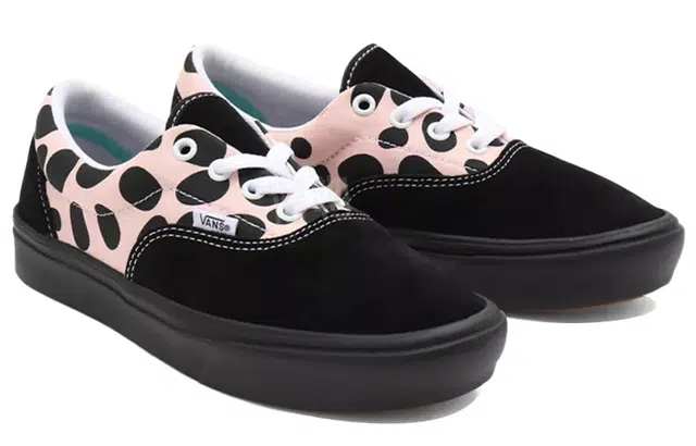 Vans Era