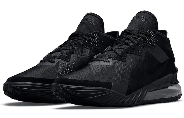 Nike Lebron 18 low "Zero Dark 23"