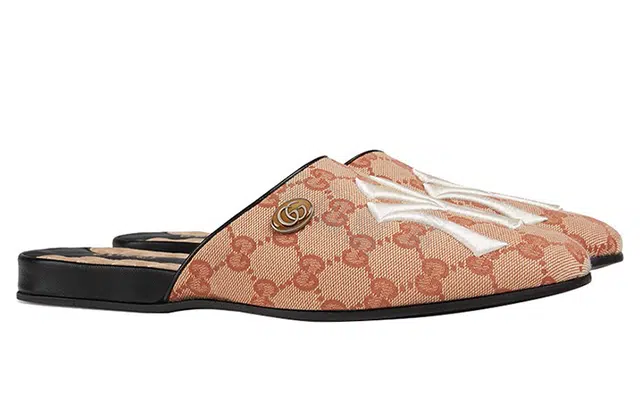 NY Yankees x GUCCI Princetown G