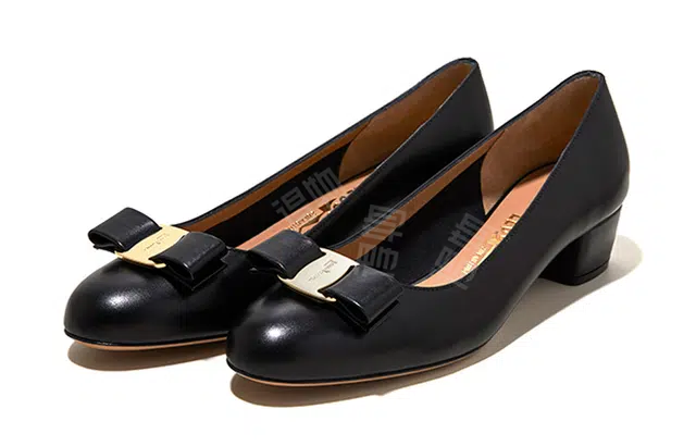 FERRAGAMO Vara