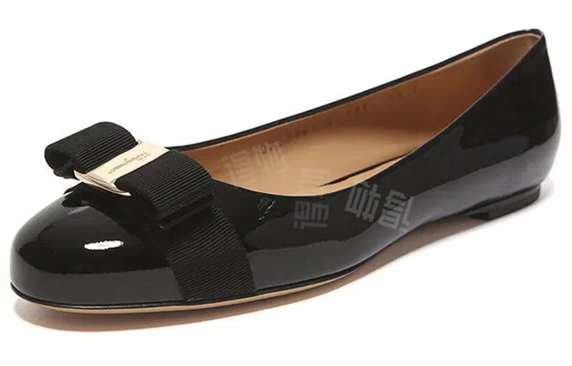 FERRAGAMO Varina