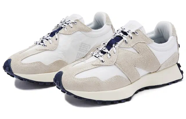 New Balance NB 327 "moonbeam"