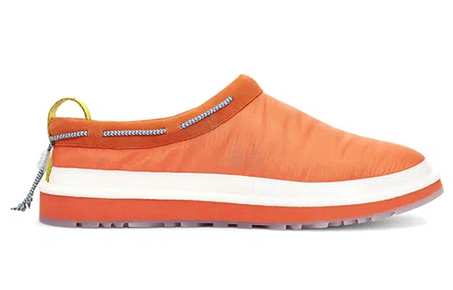 UGG Tasman