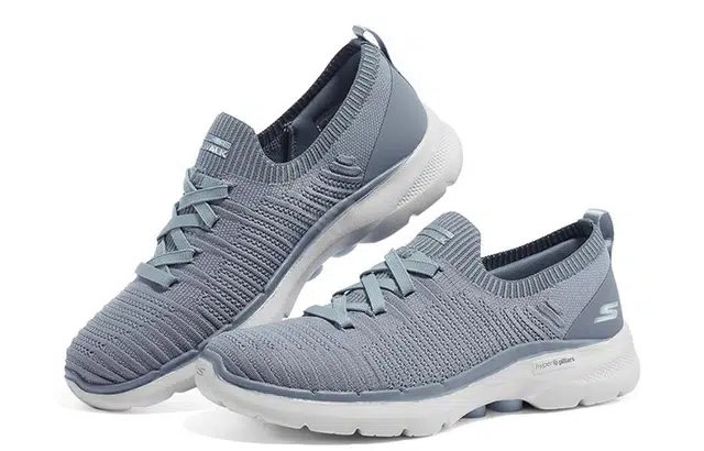 Skechers Go Walk 6