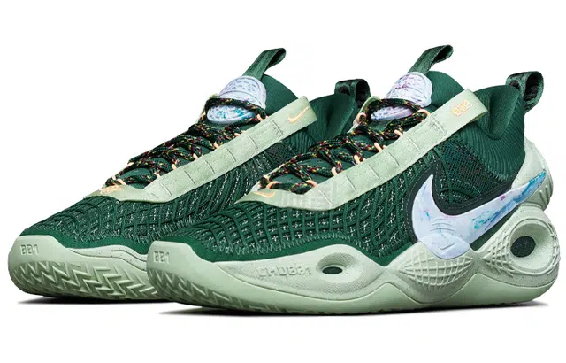 Nike Cosmic Unity TB