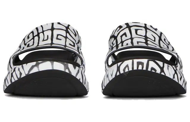 GIVENCHY Monogram