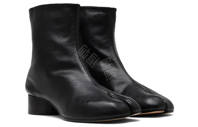 Maison Margiela Tabi Vintage Leather