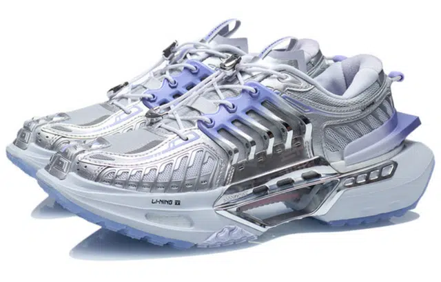中国李宁 玄空 舒适反光潮流 减震耐磨透气回弹 低帮 生活休闲鞋 女款 淡霜蓝液态银