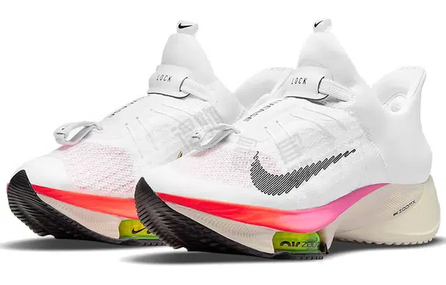 Nike Air Zoom Tempo Next FlyEase