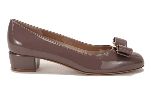 FERRAGAMO Vara