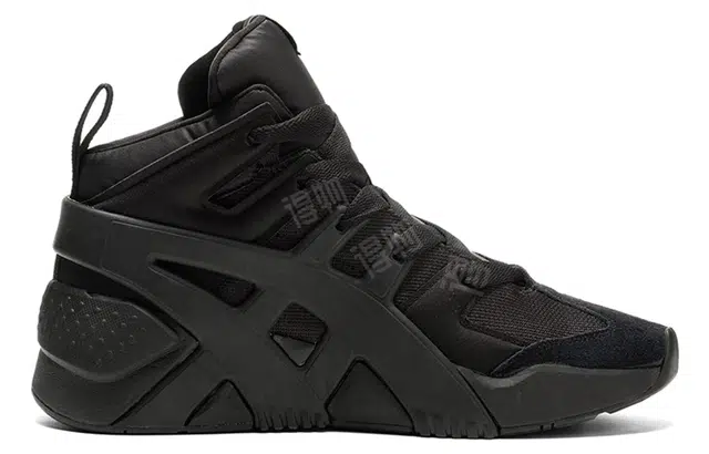 Onitsuka Tiger Big Logo Trainer Puffed