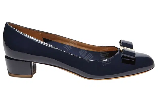 FERRAGAMO Vara
