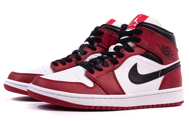 Jordan Air Jordan 1 Mid "Chicago"