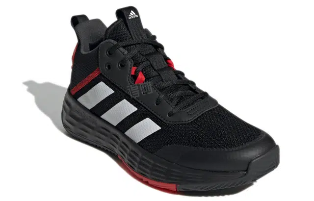 adidas OwnTheGame 2.0