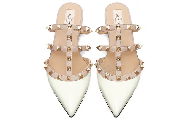 Valentino Rockstud