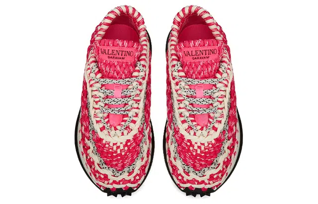 Valentino Crochet