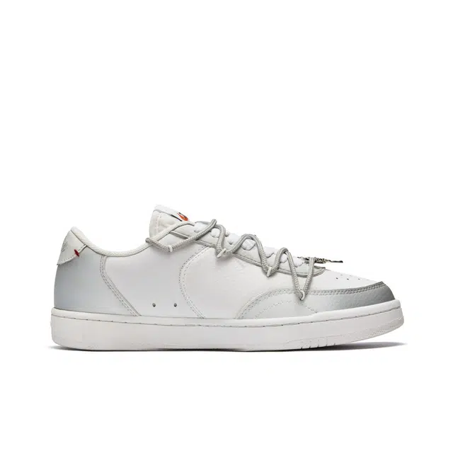 Nike Court Vintage