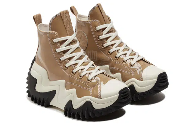 Converse Run Star Motion