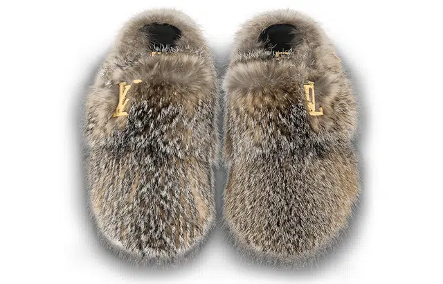 LOUIS VUITTON Easy