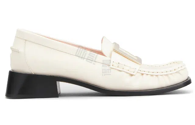 Roger Vivier Preppy Viv