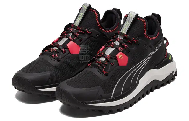 PUMA Voyage Nitro