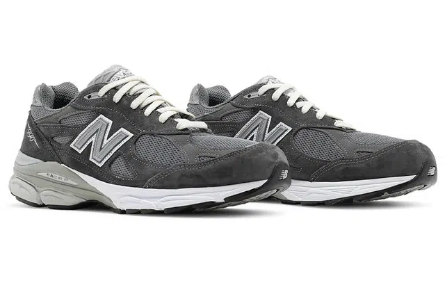 KITH x New Balance NB 990 V3 Tornado