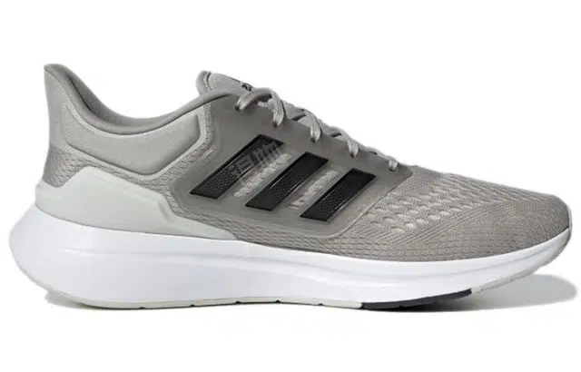 adidas EQ21 Run