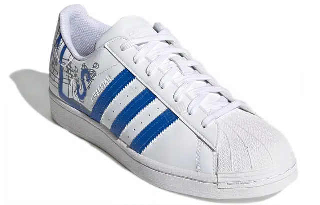 adidas Superstar