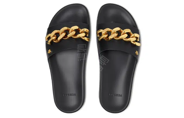 VERSACE