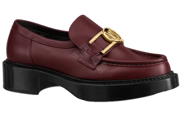 LOUIS VUITTON LV Academy